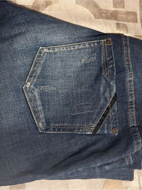 Women black label buckle jeans